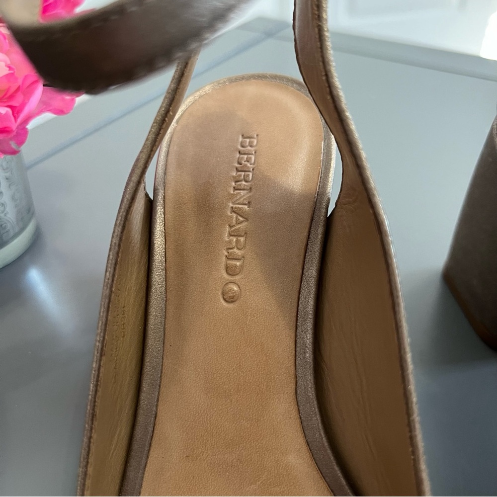 Bernardo Metallic Gold Tan Brazilian Leather Nadia Sandal Heels - Picture 4 of 13